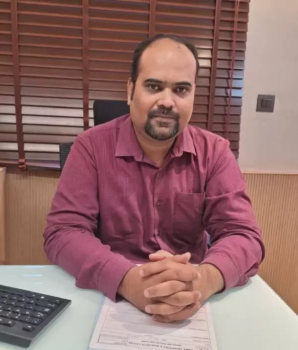 Cancer Specialist & Surgeon